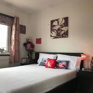 Spacious House 15min To Canary Wharf/o2/excel/central Holiday home London